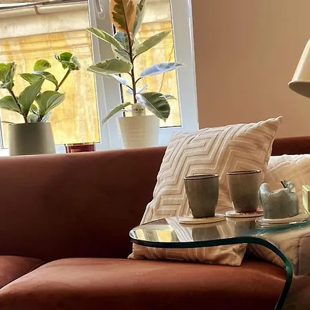 Peaceful Place Near City Centre Apartment *